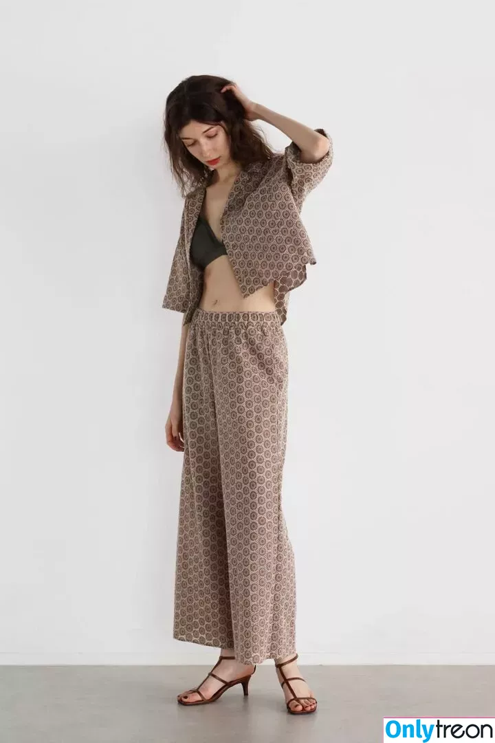 ASMR Alise голая photo #0080 (for.alise / juicy.asmr)