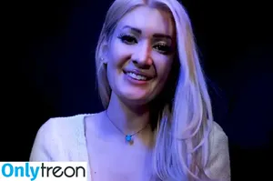 ASMR Maddy / asmr.maddy / asmrmaddy фото голая #0035