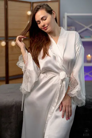 ASMR Massage / Lady Barbers - / eliz_gry / irinasivalnaya / massagevids nude photo #0127