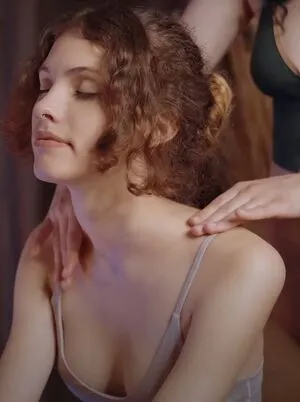 ASMR Massage / Lady Barbers - / eliz_gry / irinasivalnaya / massagevids nude photo #0175