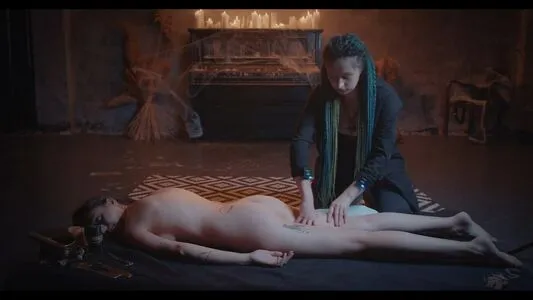 ASMR Massage / Lady Barbers - / eliz_gry / irinasivalnaya / massagevids nude photo #0220