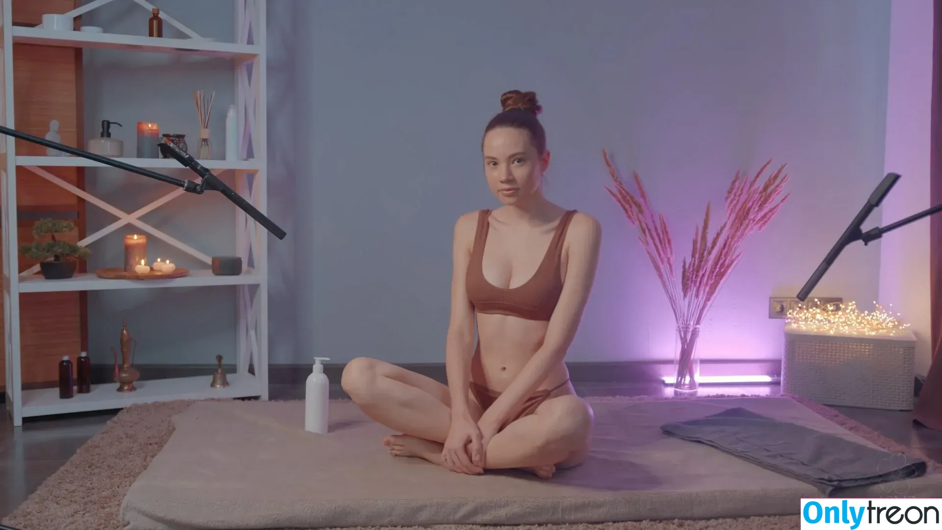 ASMR Massage nude photo #0214 (Lady Barbers - / eliz_gry / irinasivalnaya / massagevids)