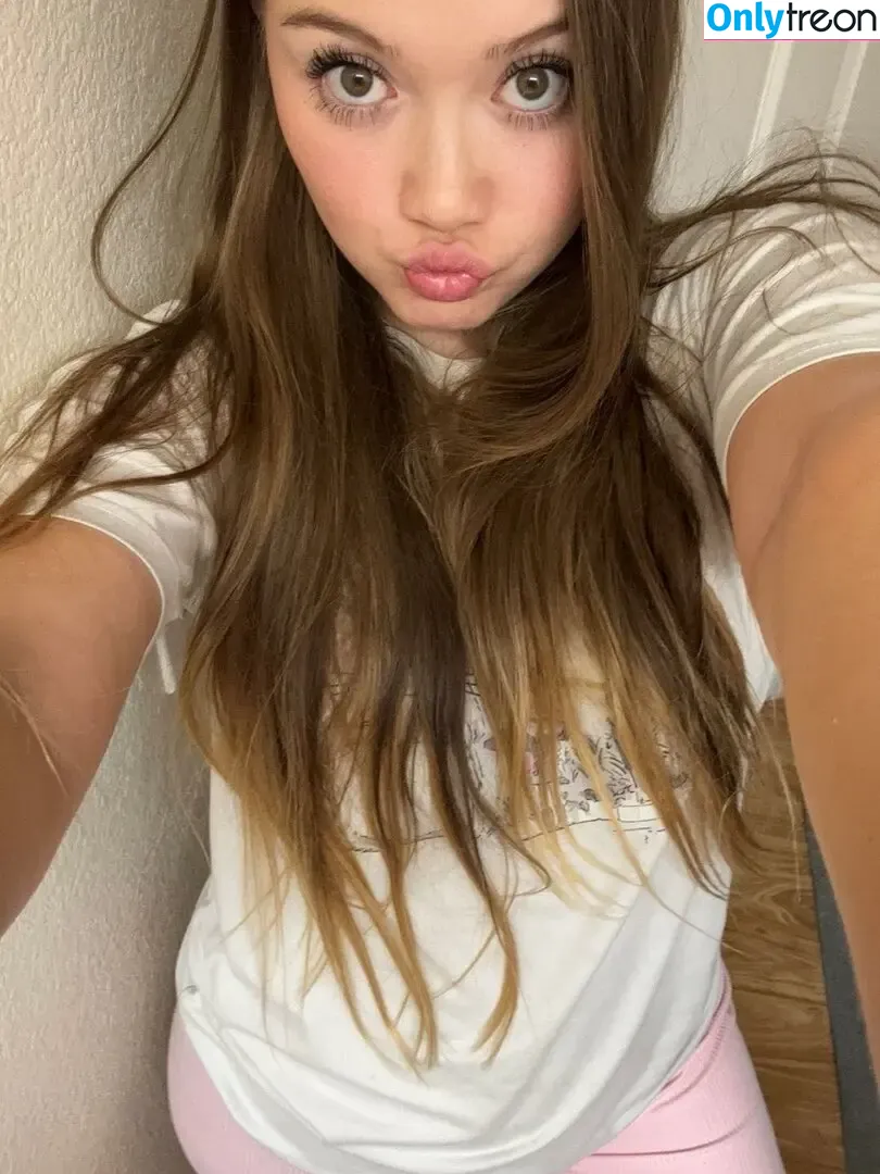 ASMRLia голая photo #0130 (liaholm)