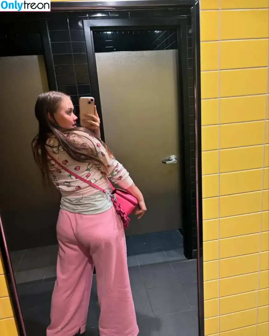 ASMRLia nude photo #0191 (liaholm)