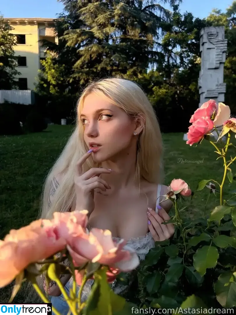 Astasia Angel голая photo #0016 (Astasia Dream / Astasiadream / astasiangel)