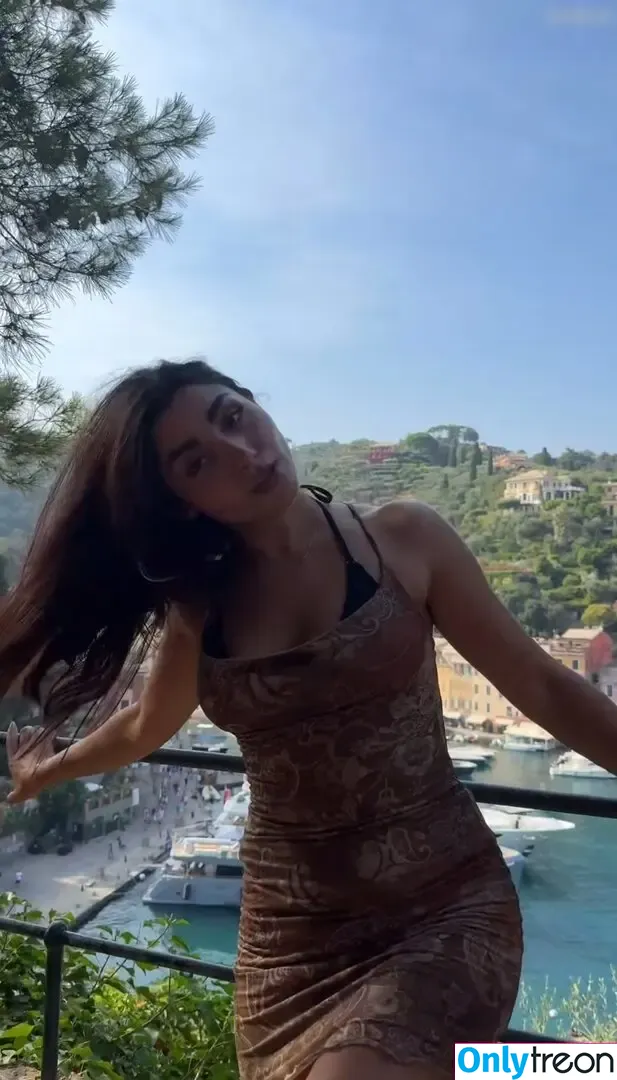 Asti Gevorgyan nude photo #0101 (asti_gevorgyan)