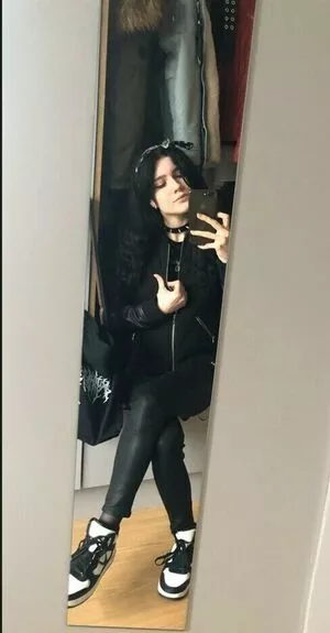 astrid.gothly / bluexastrid / cashew225 nude photo #0015