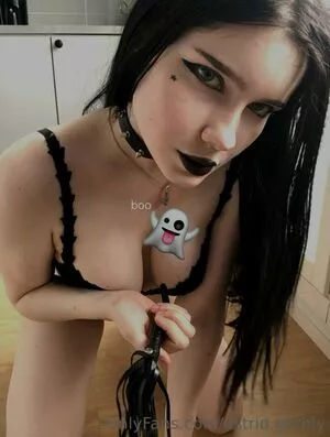 astrid.gothly / bluexastrid / cashew225 nude photo #0020