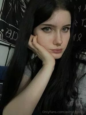 astrid.gothly / bluexastrid / cashew225 фото голая #0146
