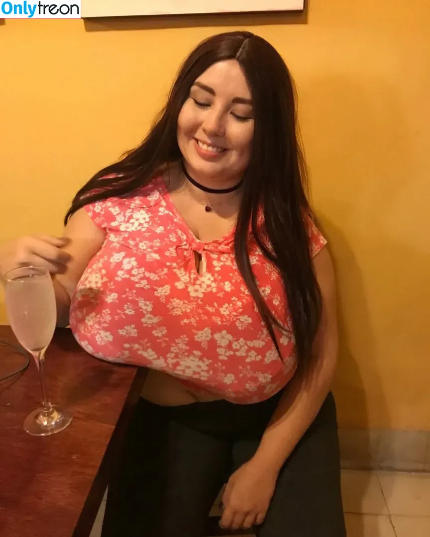 Astrid nude photo #0077 (3astrid33 / astridwett)