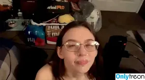 astriddabomb / astridabadc nude photo #0002