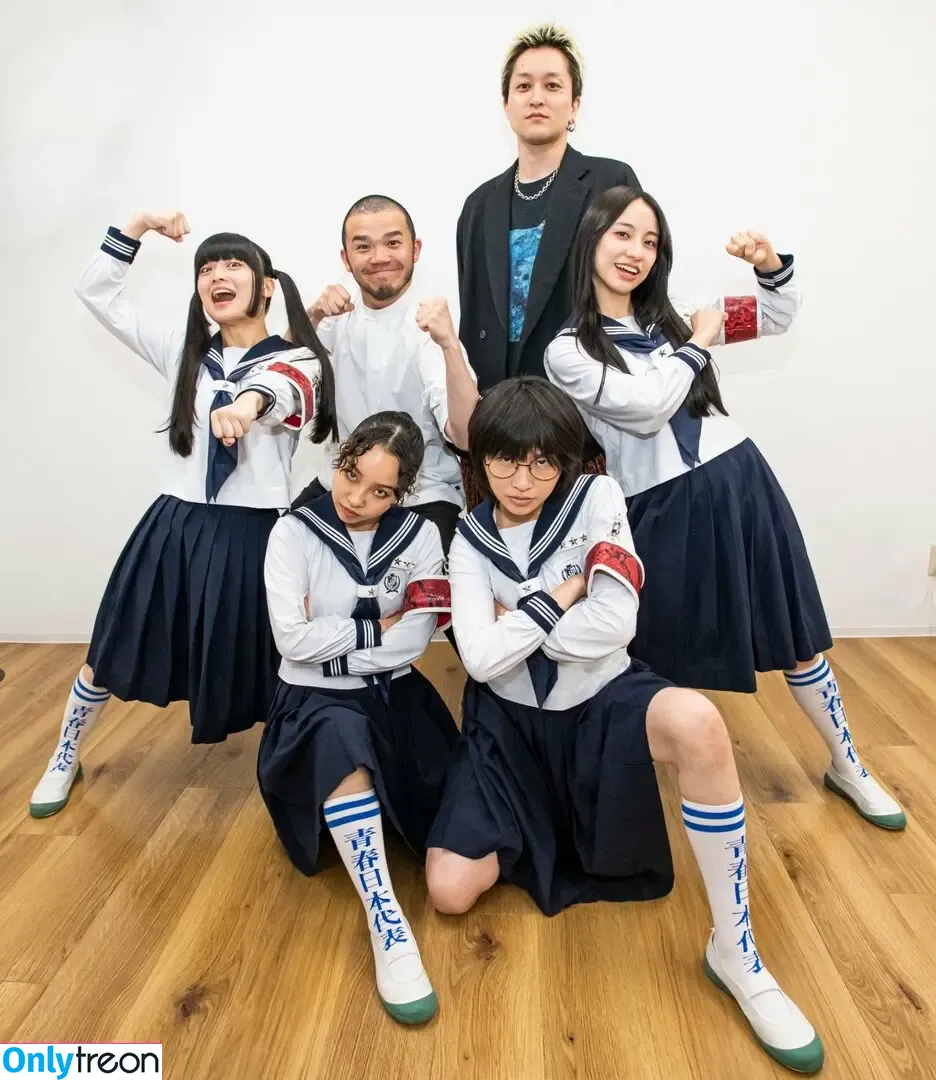 Atarashii Gakko голая photo #0004 (japan_leaders)