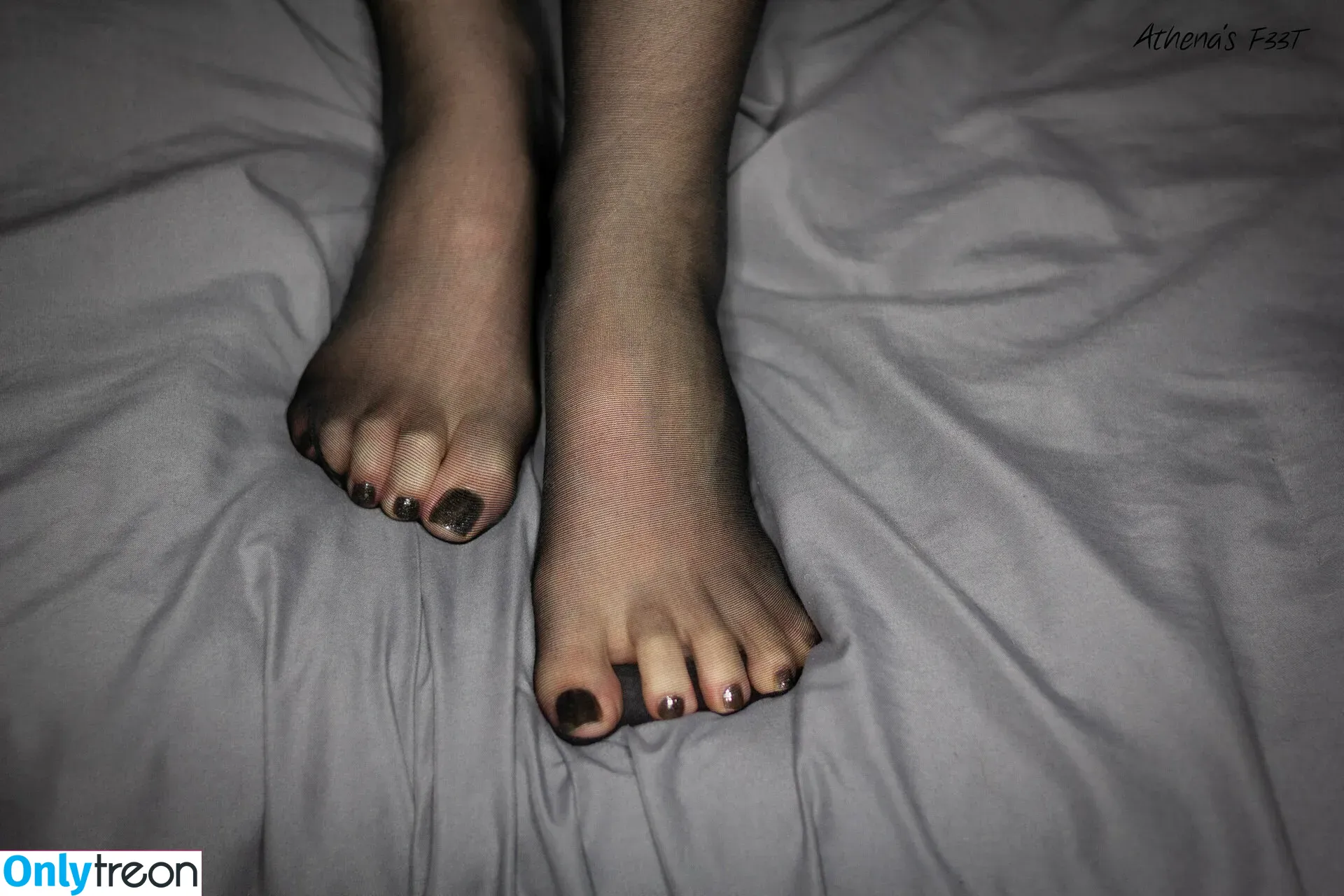 athenasf33t nude photo #0017 (athenas_feet)