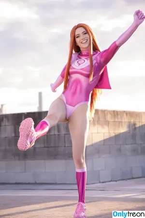 Atom Eve Cosplay / Invincible / mimireaves nude photo #0005