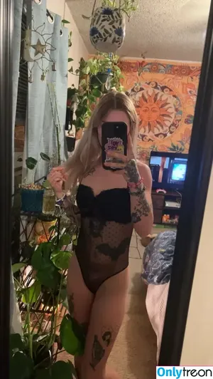 atxabbbsss / Texasw1tcch02 / atxbabesfit nude photo #0015