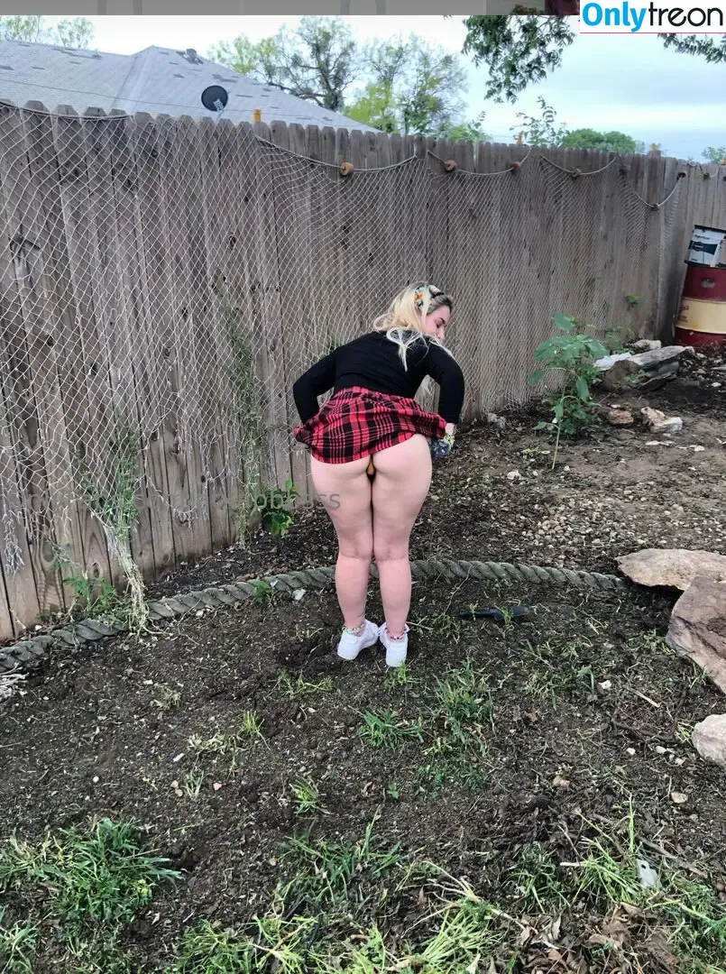 atxabbbsss nude photo #0023 (Texasw1tcch02 / atxbabesfit)