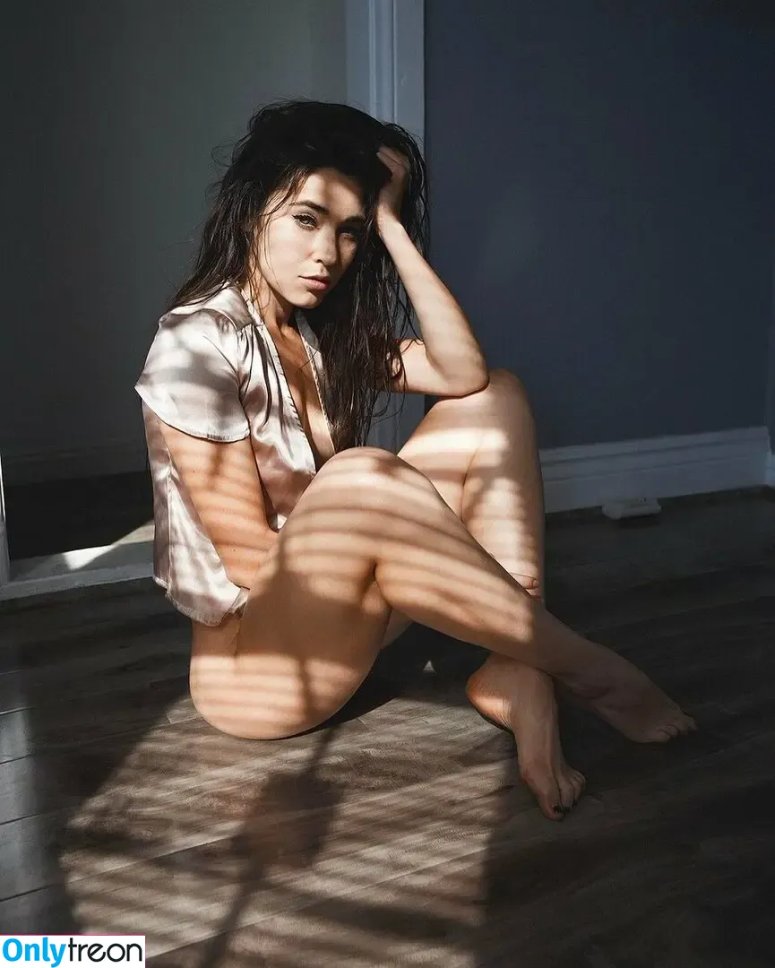 Audrey Bradford nude photo #0441 (dreybradford)