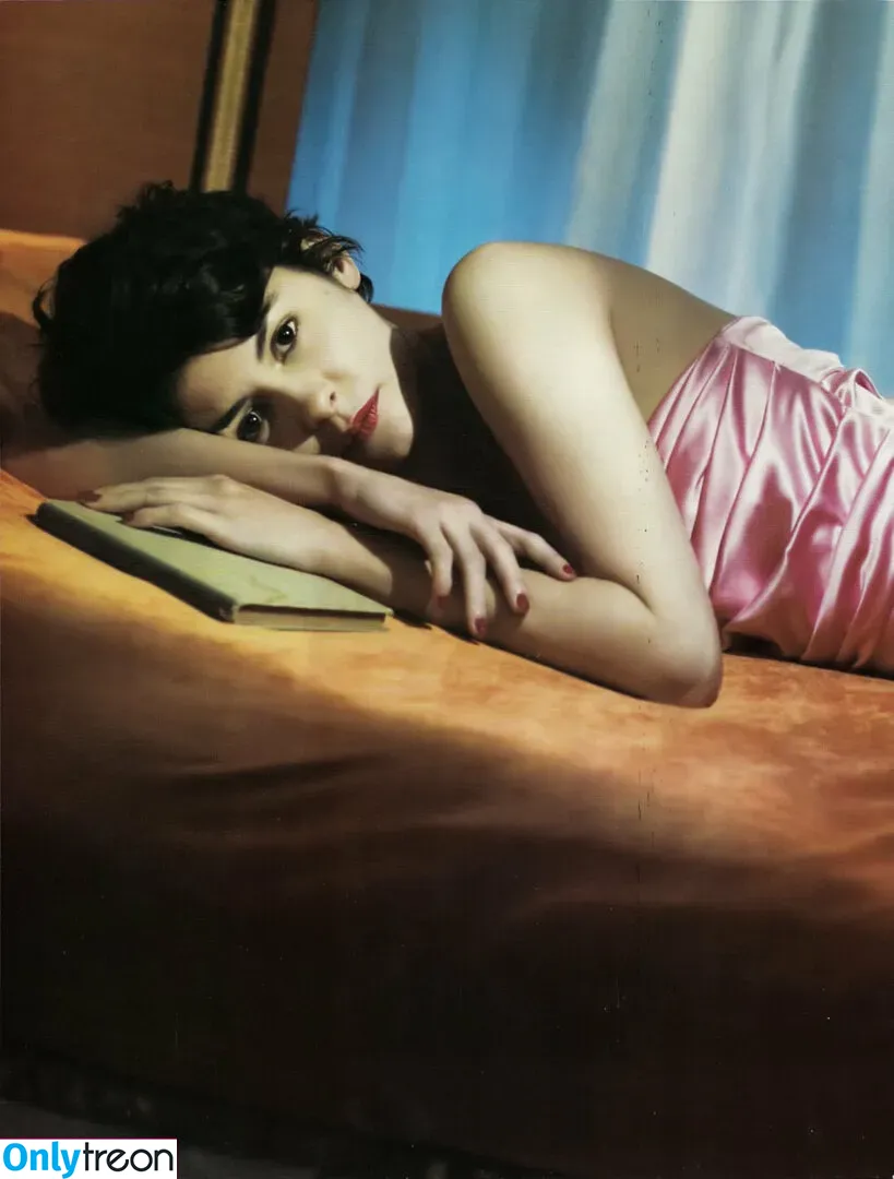 Audrey Tautou голая photo #0008 (audreyjustinetautou)