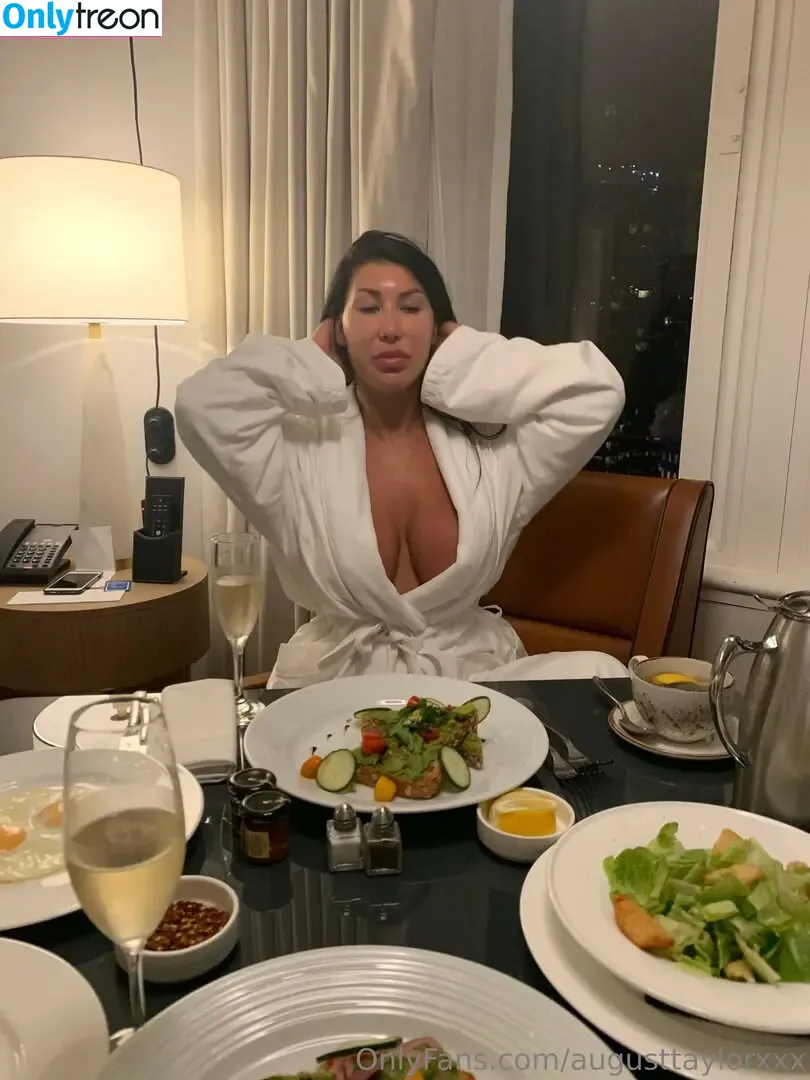 August Taylor голая photo #0389 (Itsaugusttaylor / augusttaylorxxx)