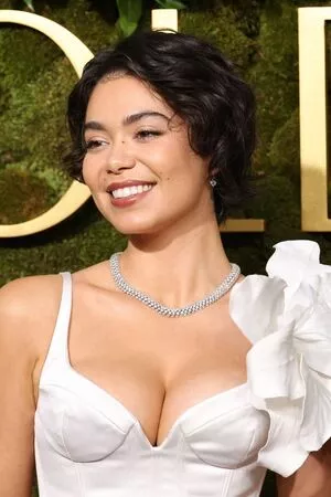 Aulii Cravalho / Auli’i Cravalho / auliicravalho фото голая #0108