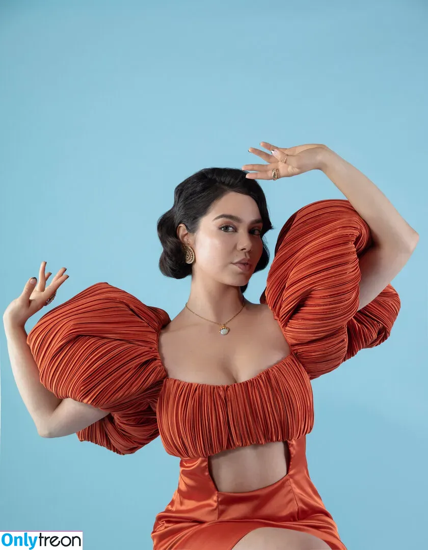 Aulii Cravalho голая photo #0034 (AuliiCravalho)