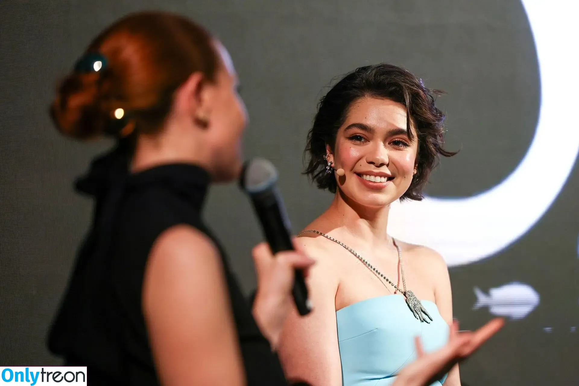 Aulii Cravalho nude photo #0148 (AuliiCravalho / Auli’i Cravalho)