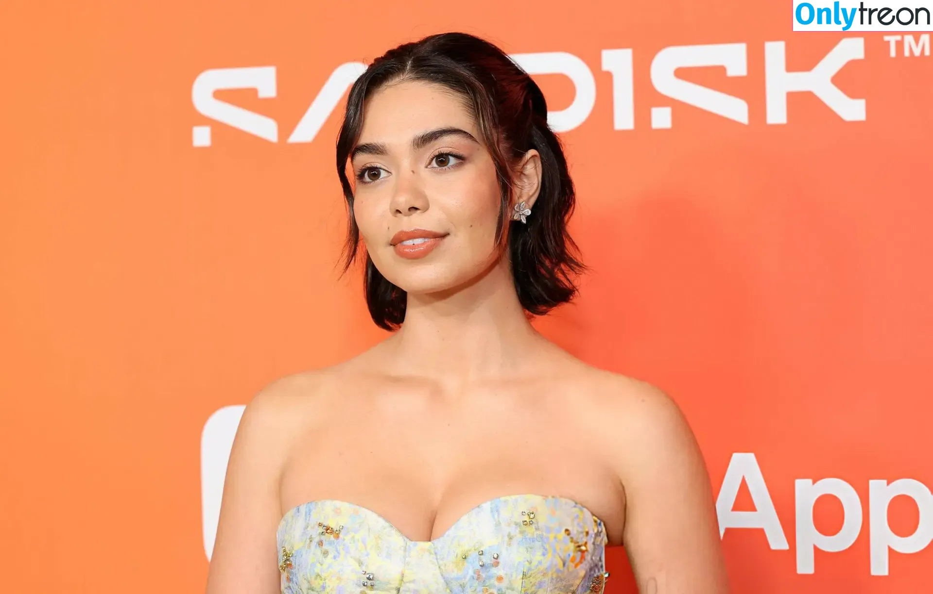Aulii Cravalho nude photo #0269 (AuliiCravalho / Auli’i Cravalho)