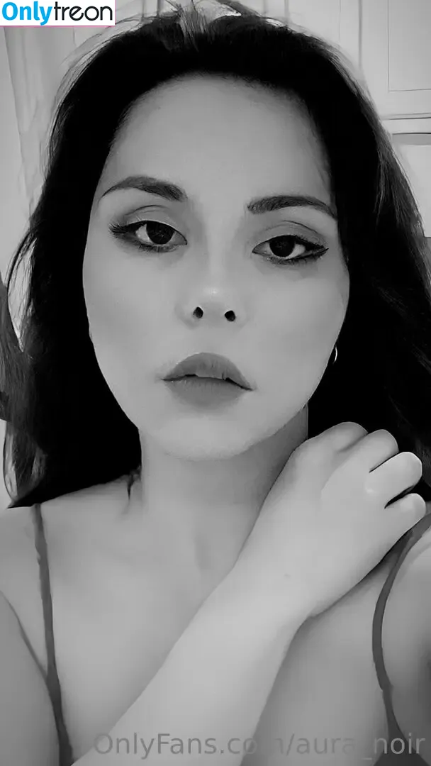 aura_noir nude photo #0034 (_aura_noir_)