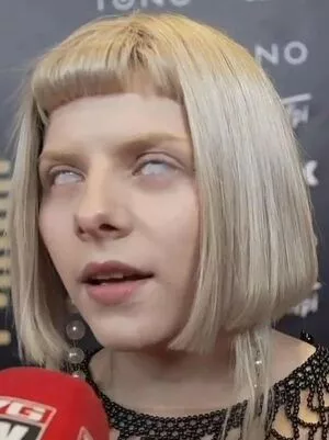 Aurora Aksnes / auroramusic / singer фото голая #0179