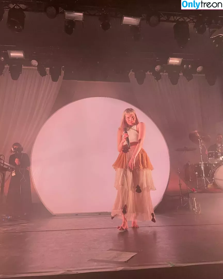 Aurora Aksnes nude photo #0146 (auroramusic / singer)