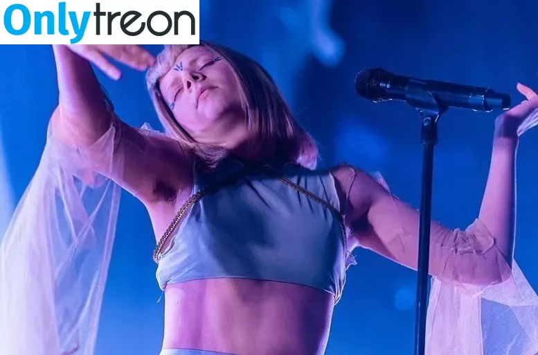 Aurora Aksnes голая photo #0154 (auroramusic / singer)