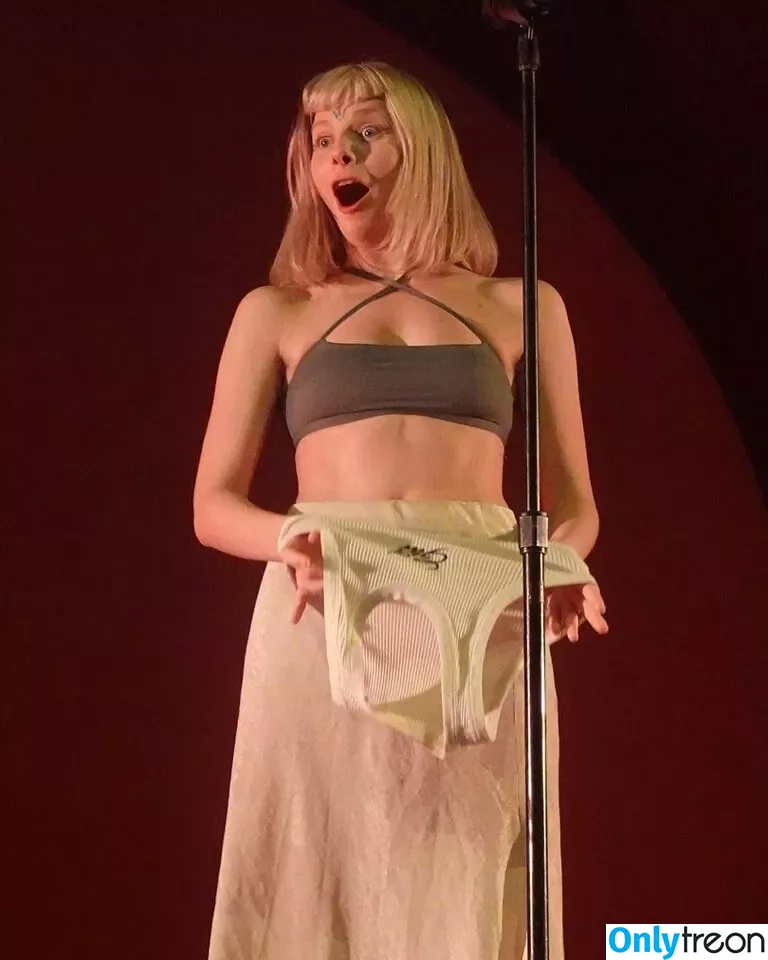 Aurora Aksnes голая photo #0158 (auroramusic / singer)