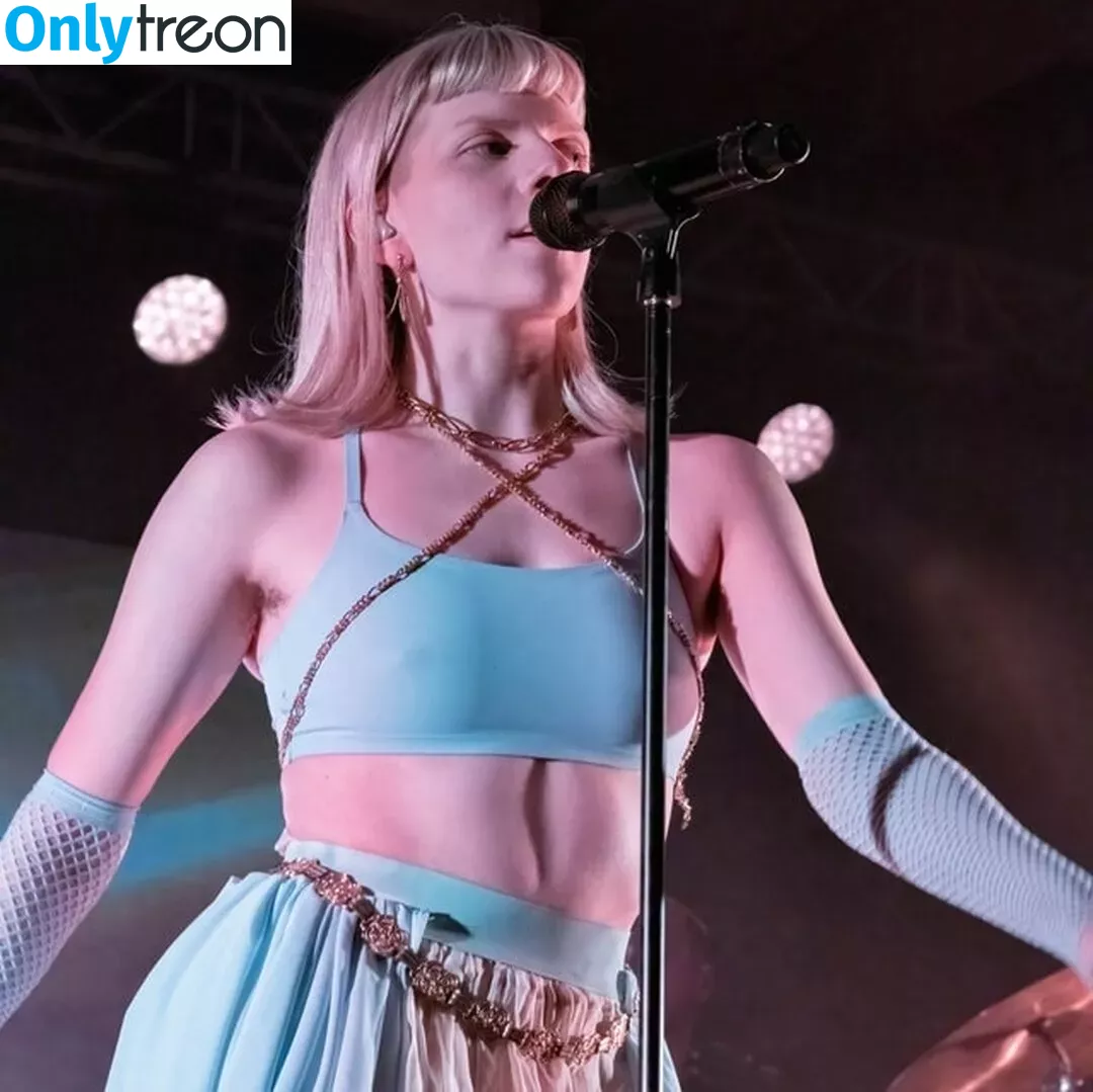 Aurora Aksnes nude photo #0224 (auroramusic / singer)