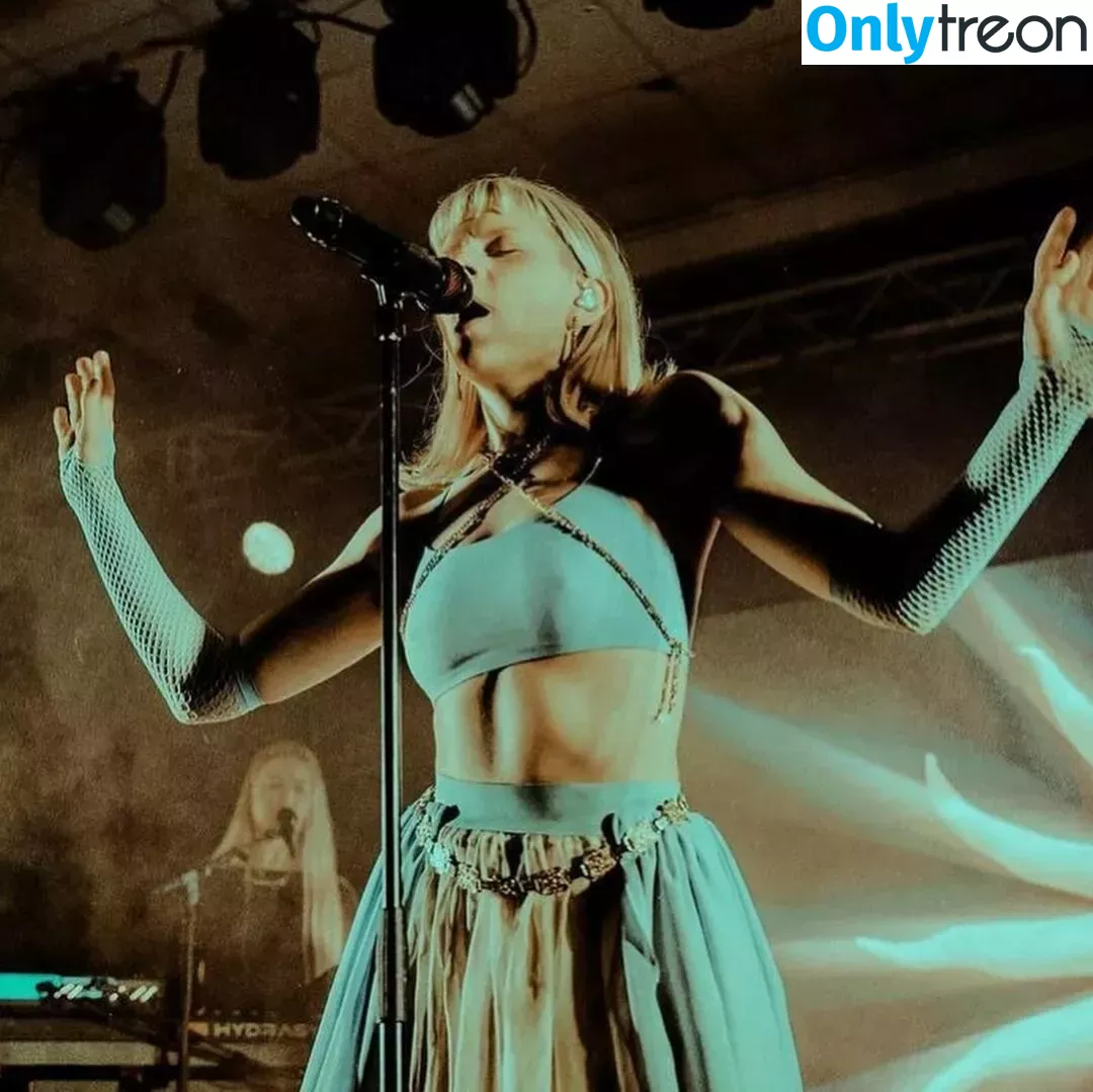 Aurora Aksnes голая photo #0225 (auroramusic / singer)