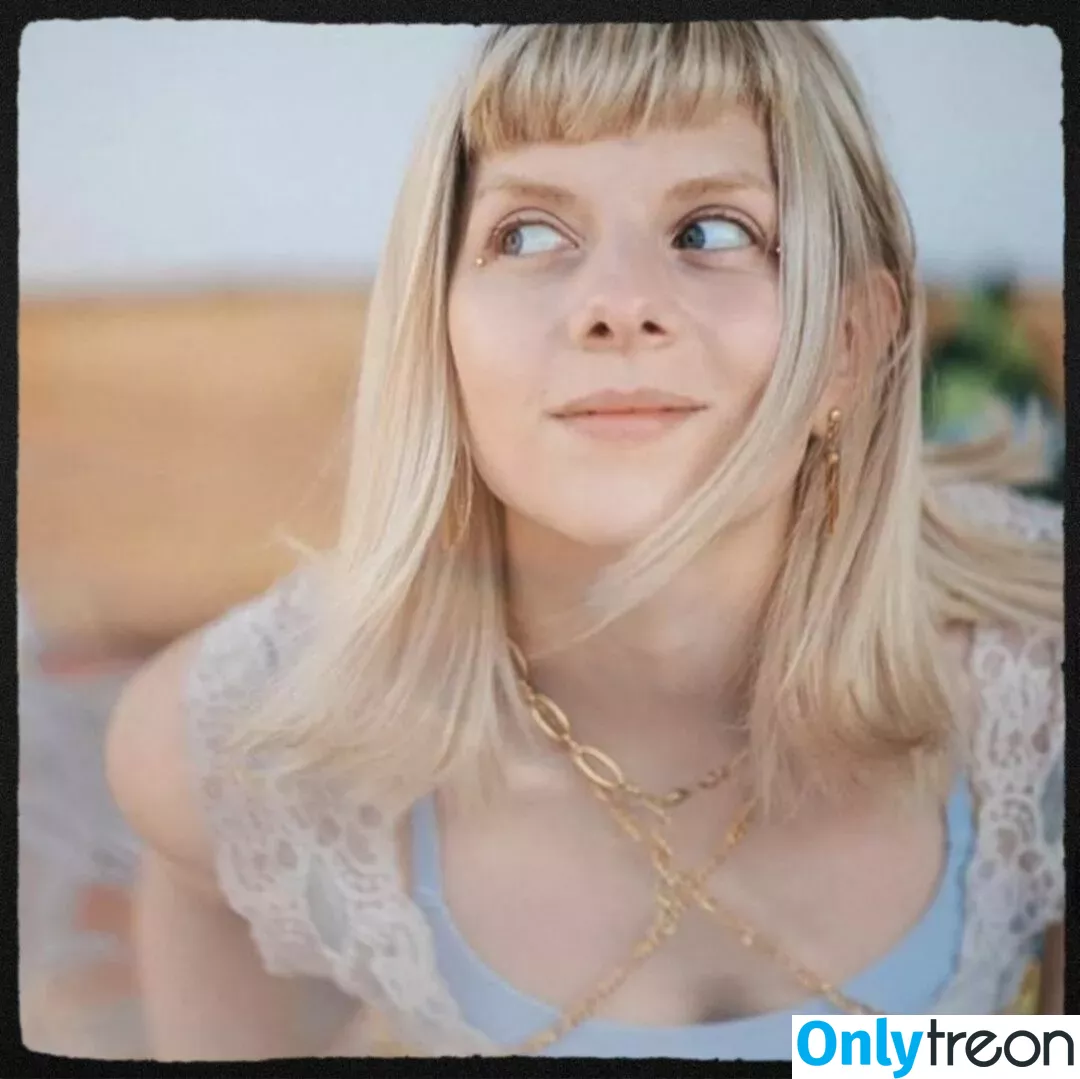 Aurora Aksnes nude photo #0251 (auroramusic / singer)