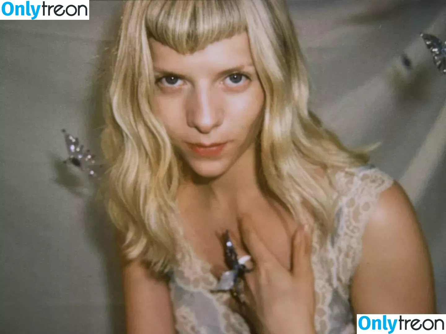 Aurora Aksnes голая photo #0287 (auroramusic / singer)