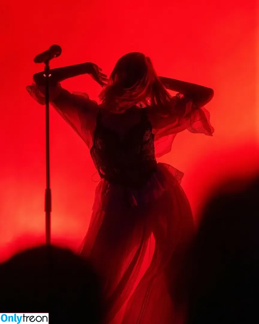 Aurora Aksnes nude photo #0420 (auroramusic / singer)
