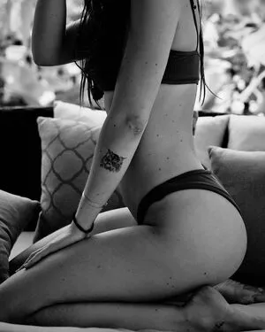 Aurora Ramazzotti / Michelle Hunziker's daughter / therealauroragram nude photo #0122