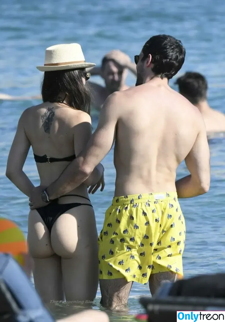 Aurora Ramazzotti nude photo #0268 (Michelle Hunziker's daughter / therealauroragram)