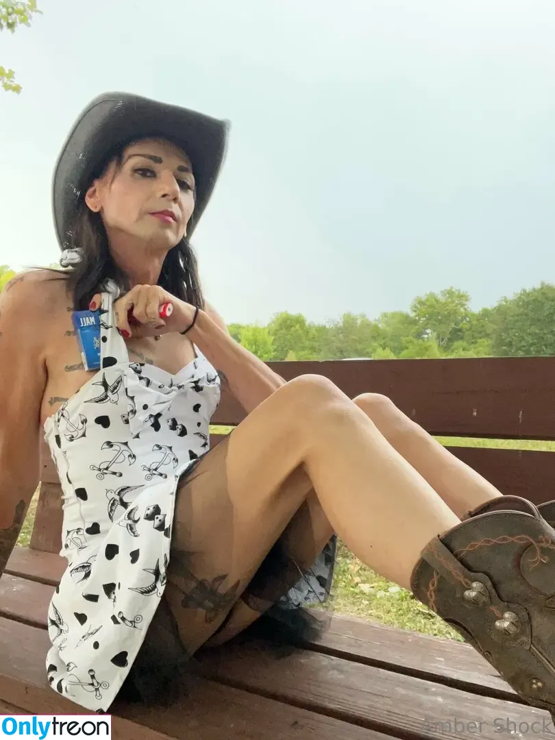 aurorarav3n nude photo #0027 (aurorarav3n)