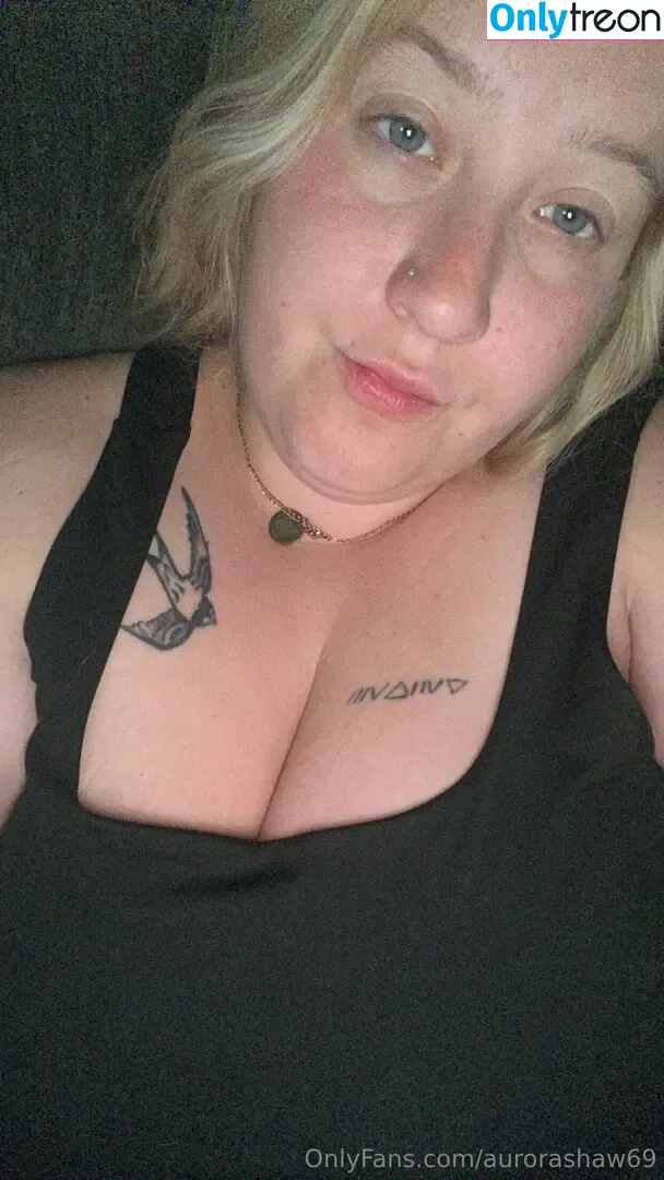 AuroraShaw69 nude photo #0015 (Aurora666999 / shaw69_of)