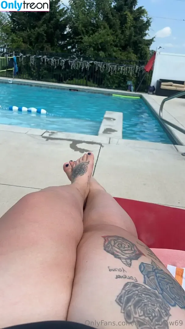 AuroraShaw69 nude photo #0018 (Aurora666999 / shaw69_of)