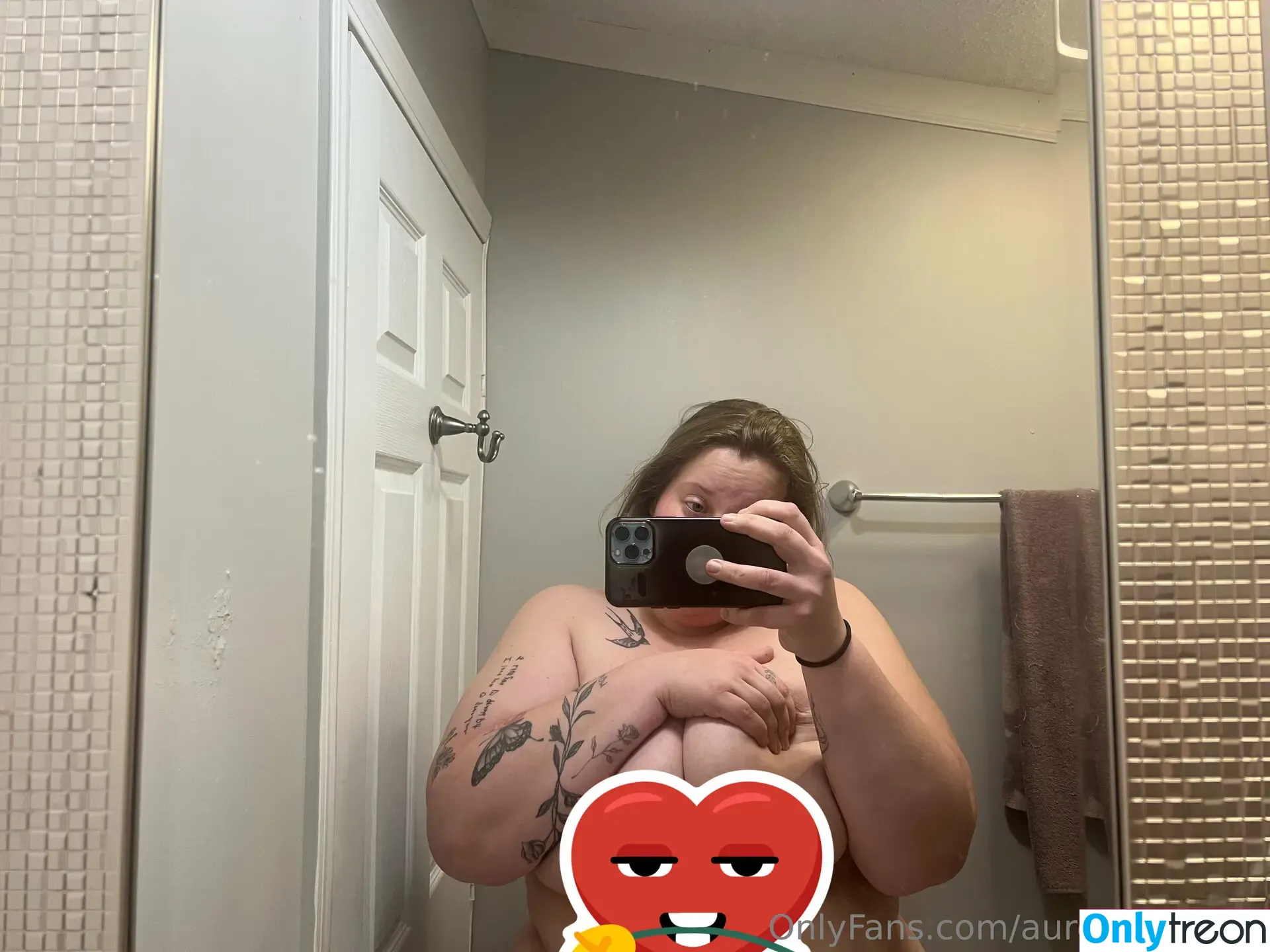 AuroraShaw69 nude photo #0039 (Aurora666999 / shaw69_of)