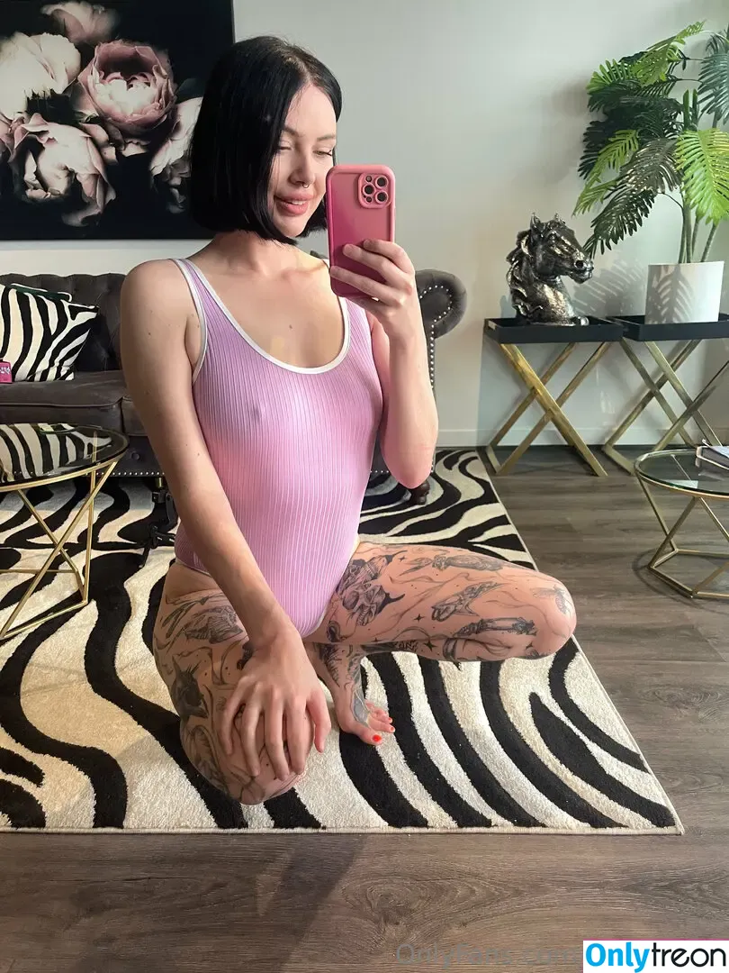 aussieasss nude photo #0027 (aussie_ass_)