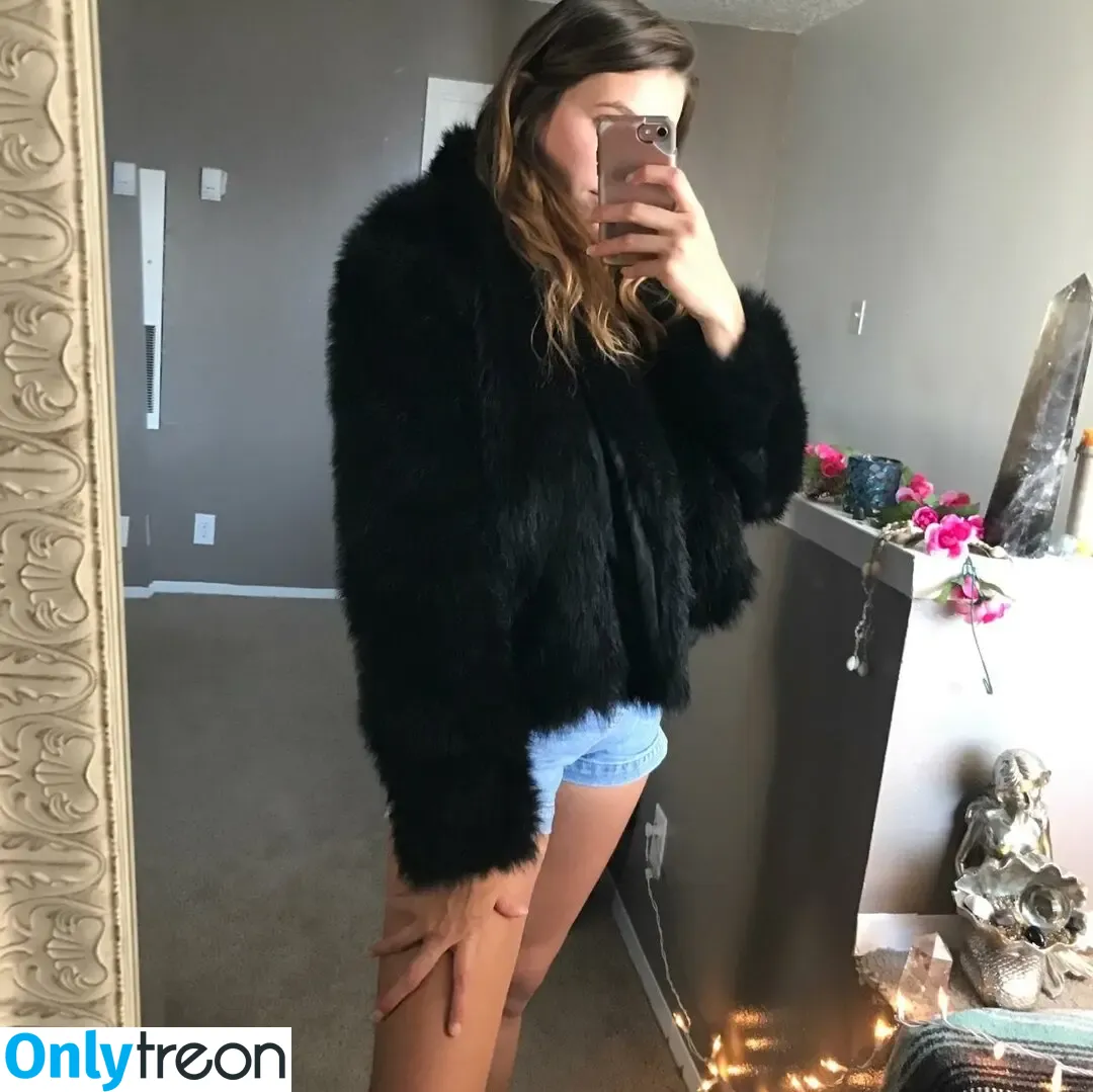 Autumn Brianne nude photo #0031 (autumnbrianne / thatwitchautumn)