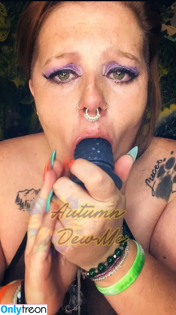 autumndewme nude photo #0003 (Autumndewmeee / autumndewm)