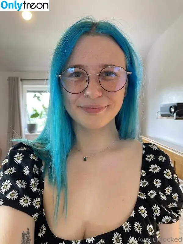 ava-evans nude photo #0011 (shesdrinkingcoffee)