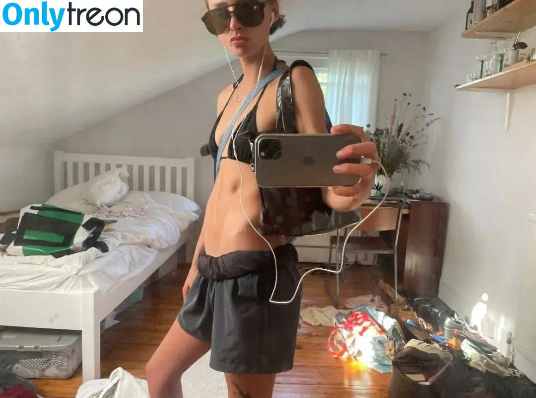 Ava Kalitowski голая photo #0017 (ava.ark / ava_ark)