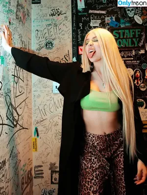 Ava Max / avamax / plharleyquinn фото голая #1949