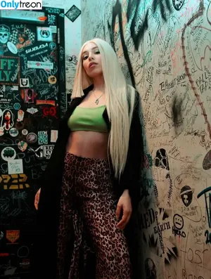 Ava Max / avamax / plharleyquinn фото голая #1950